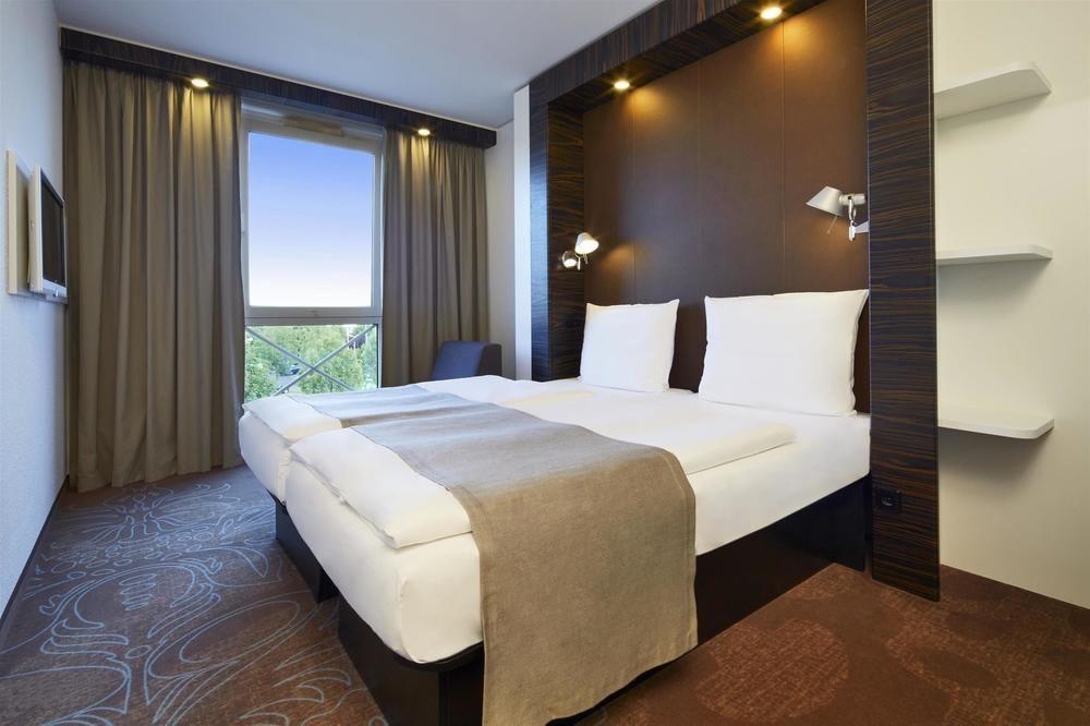 B&B Hotel Muenchen-普特兹布鲁恩 外观 照片