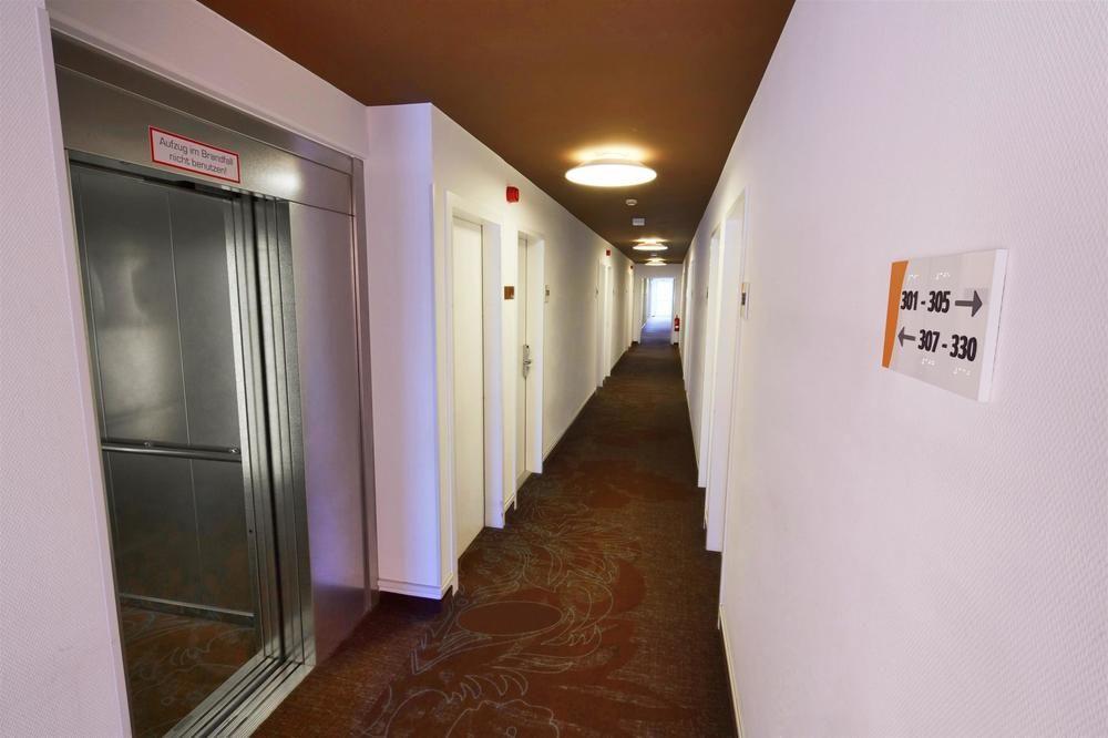 B&B Hotel Muenchen-普特兹布鲁恩 外观 照片
